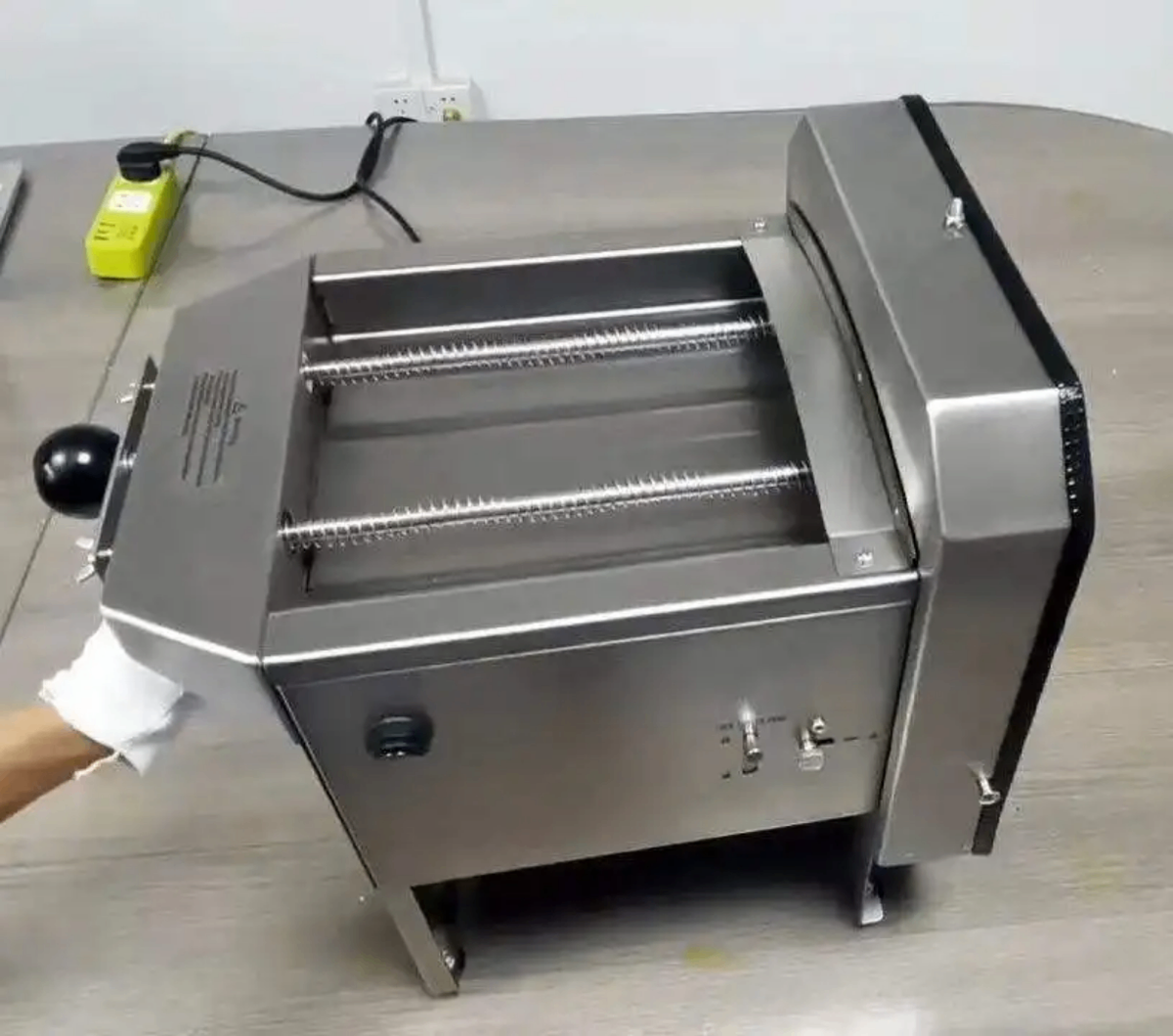 Découpe de Chips de Banane