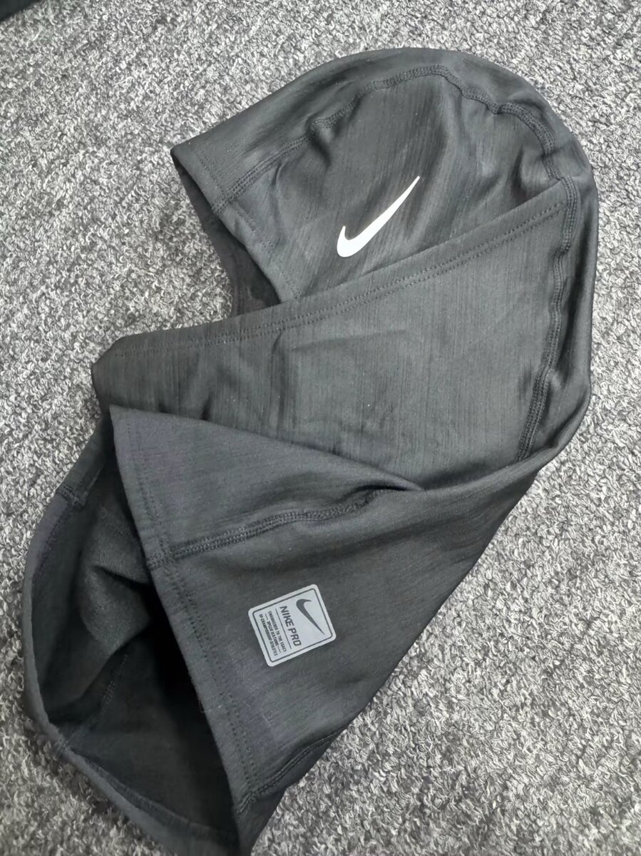 Nike Pro Therma-FIT Cagoule