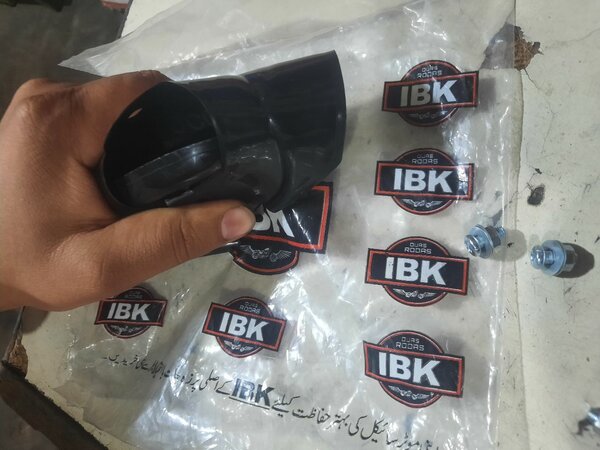 Back dust tail  dumchi