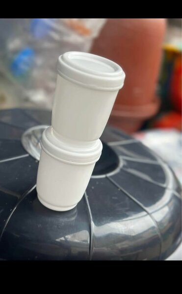 Lot de 2 pots en plastique