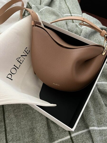 Sac à main en cuir élégant