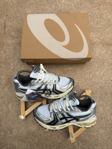 Chaussures de course légères