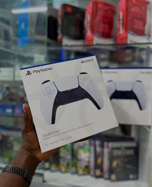 PS5 controller