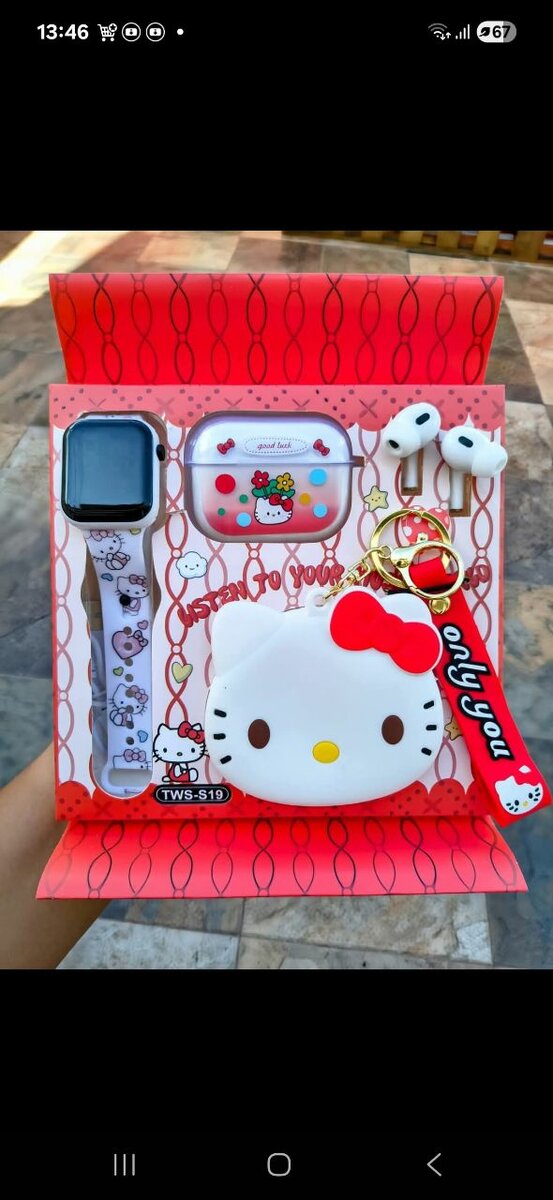 Ensemble montre et écouteurs kawaii