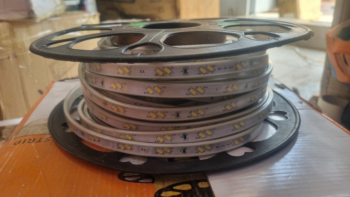 Blue/white/warm/rgb Rope light