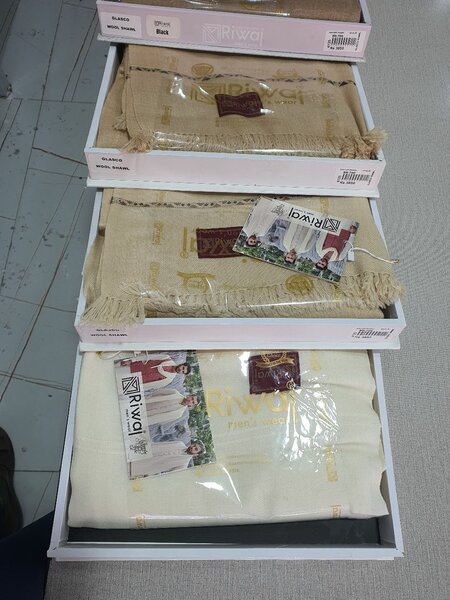 Riwaj pashmina shawl