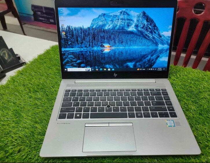 HP elite laptop, Face ID, fingerprint and touchscreen