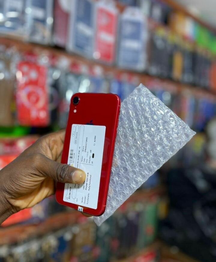 iPhone XR Rouge Neuf