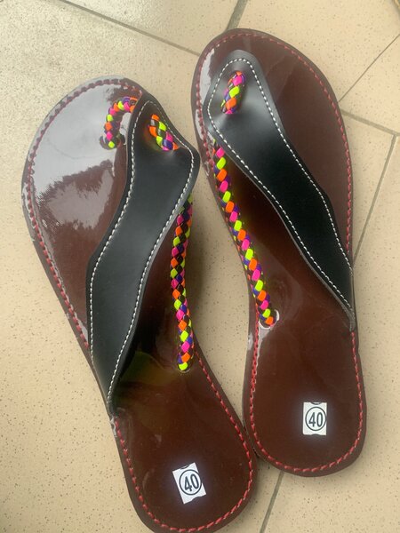 Sandales artisanales en cuir