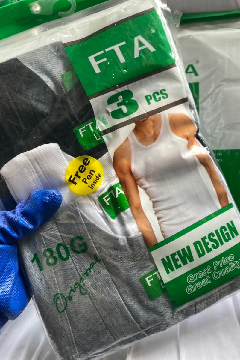 Lot de débardeurs homme