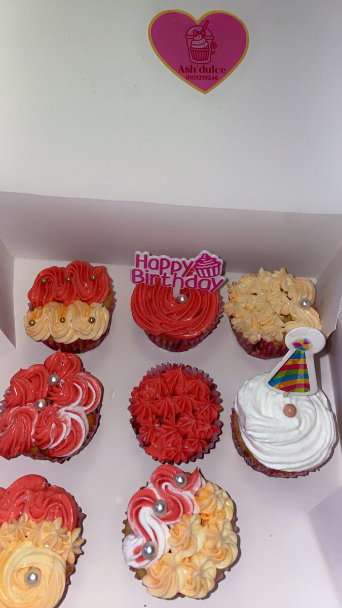 Cupcakes d'Anniversaire Colorés