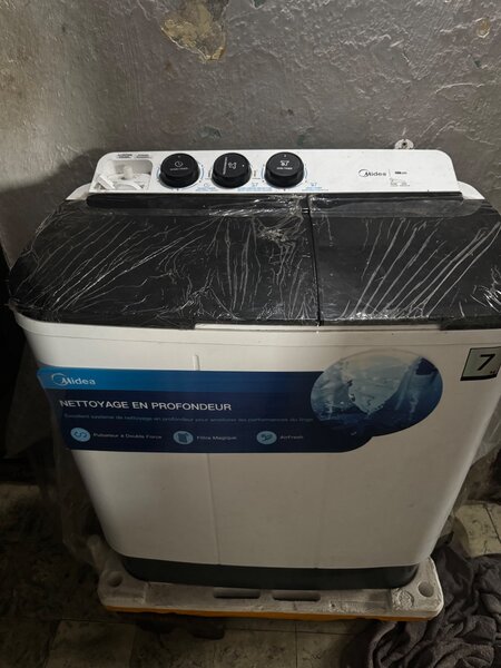 Machine à laver Midea Twin-tub