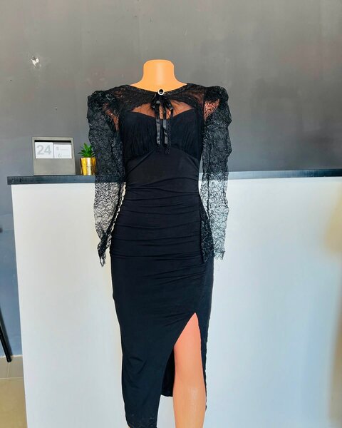  women's beautiful dress 