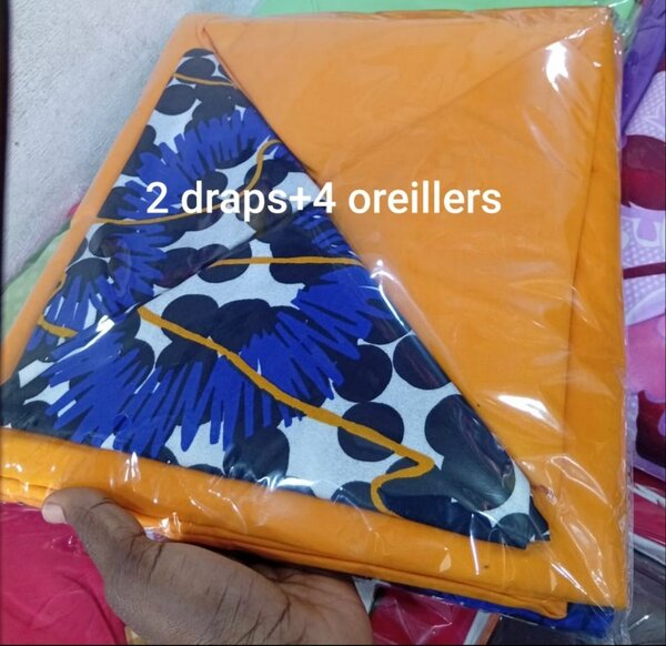 Draps et Oreillers Colorés