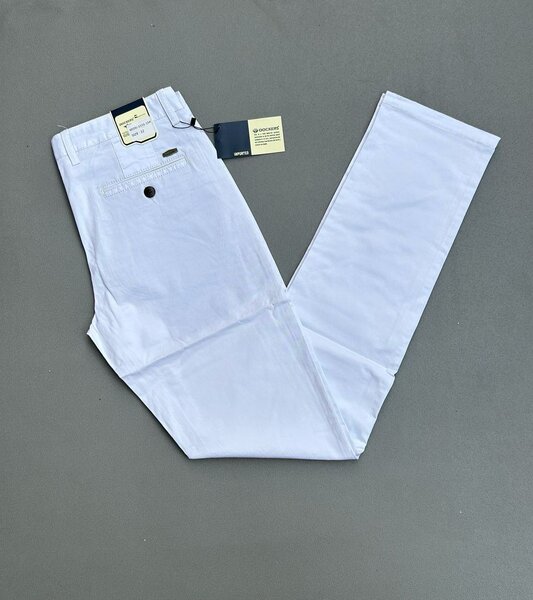 Jeans homme modernes