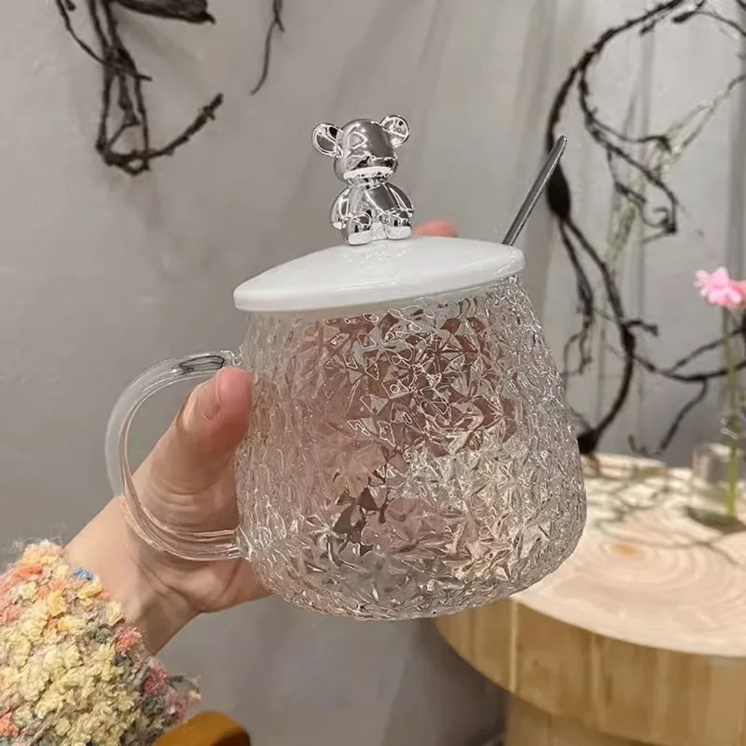 Verres en cristal avec couvercle décoratif