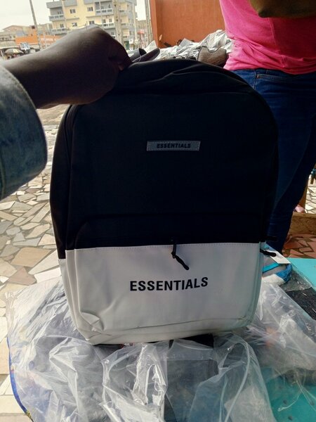 Sac à dos Essentials