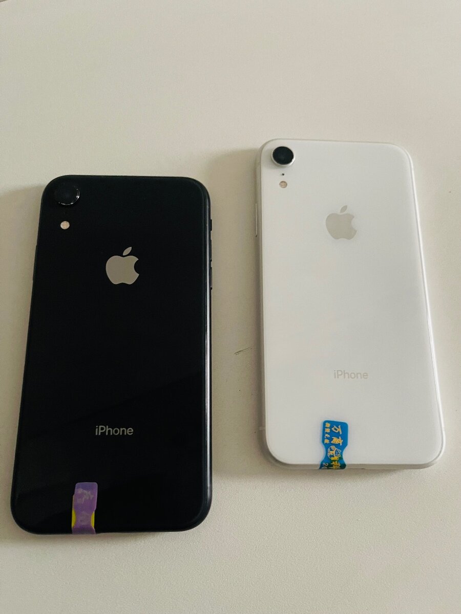 PRE OWNED IPHONES XR