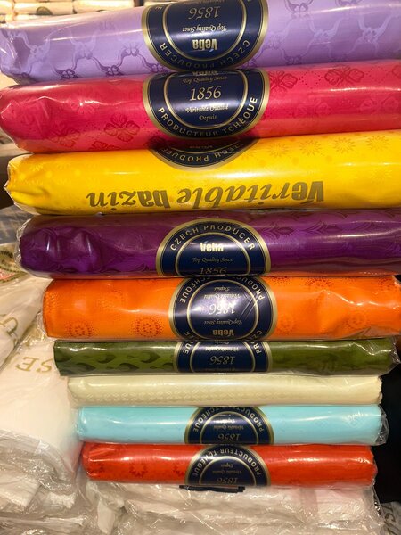 Tissus de Satin Colorés Haute Qualité