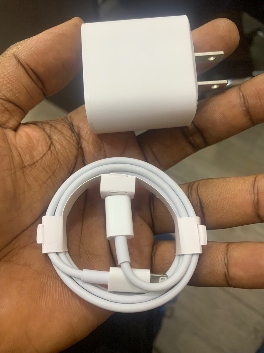 Fast iPhone charger 2 pin and 3 pin available