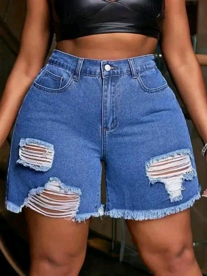 Short en jean déchiré