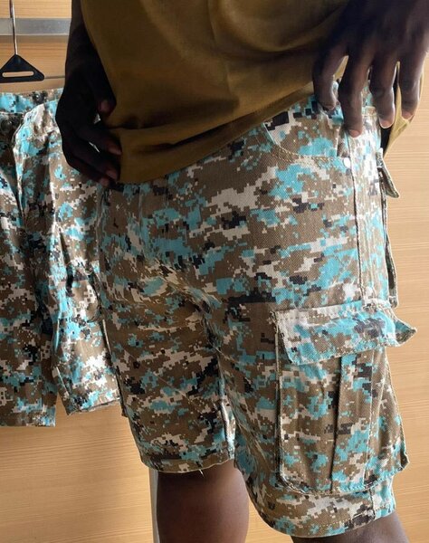 Side pocket shot jeans