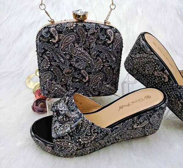 Chaussures femme élégante