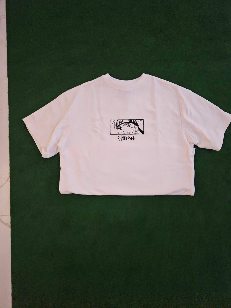 White naruto embroided Tee ( pull and bear)