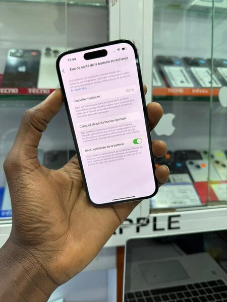 14 Pro 128go Casi retour