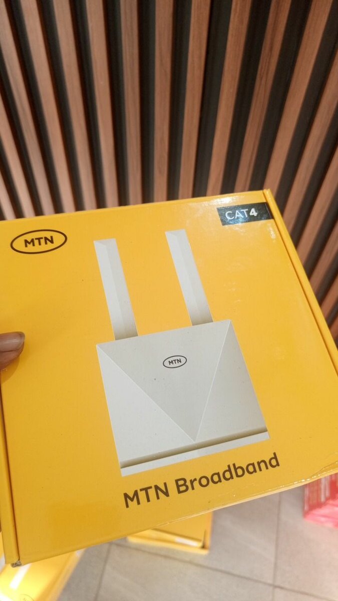 4G All Sim Router + Battery