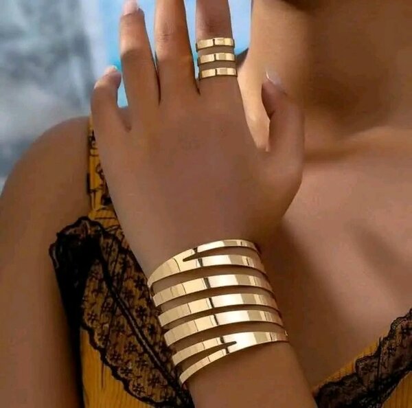 Bracelets et Bagues Élégants