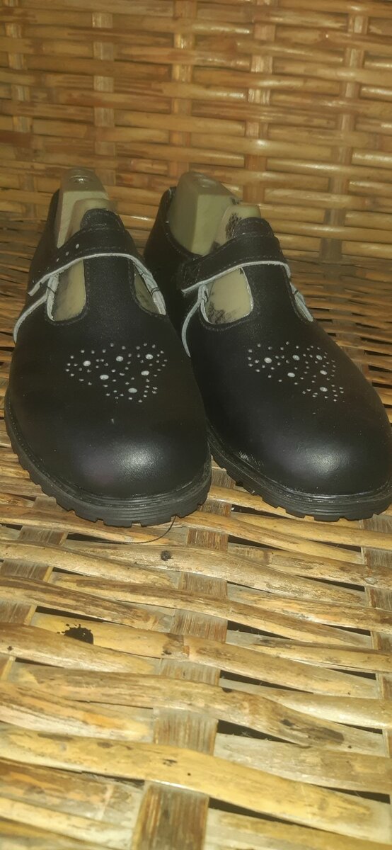 Girls Genuine Leather School shoes