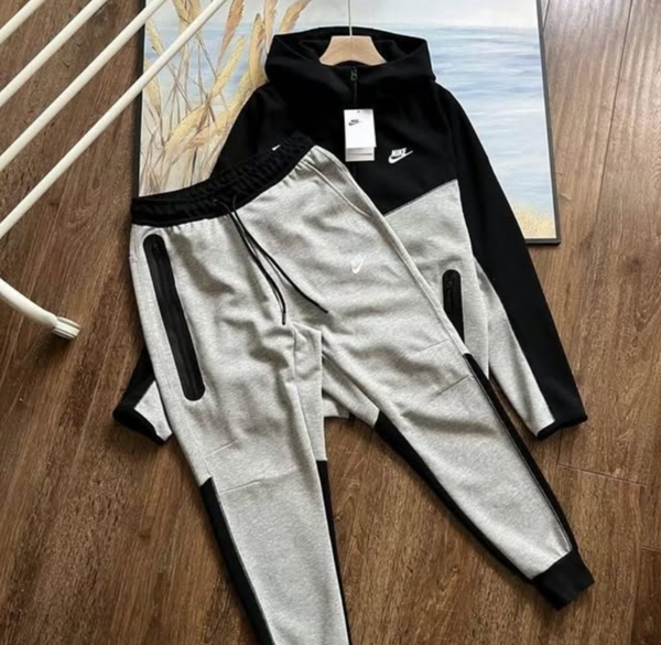 Tracksuit Nike Black and Grey