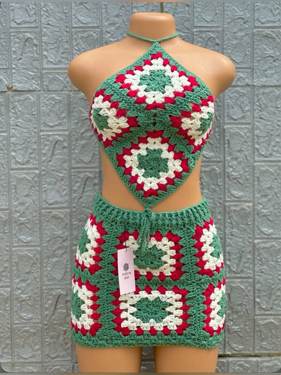 Robe en crochet élégante