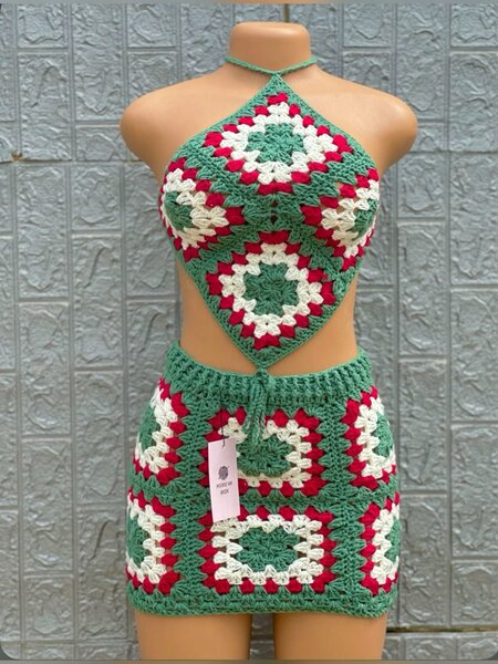 Robe en crochet élégante