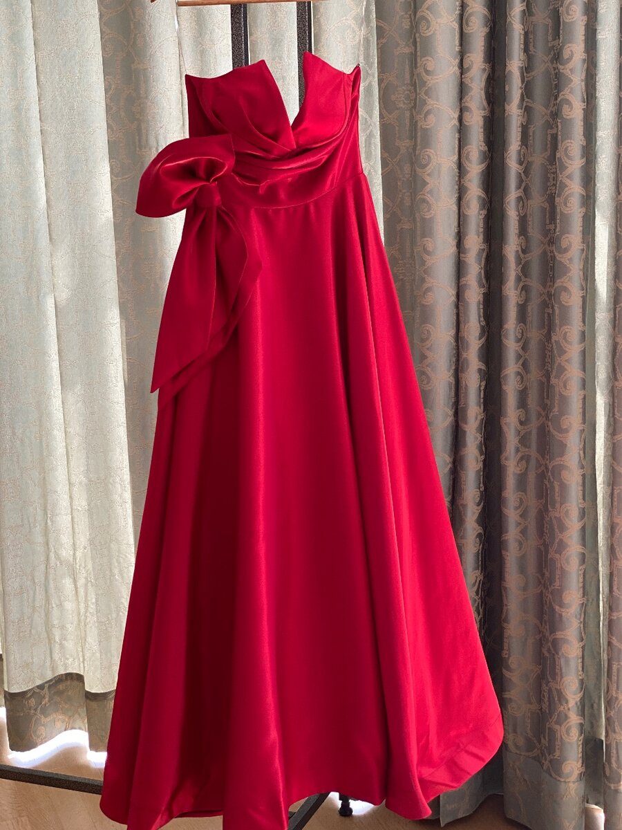 Красивое нежное платье