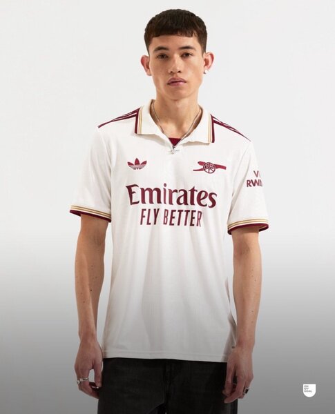 Maillot blanc arsenal