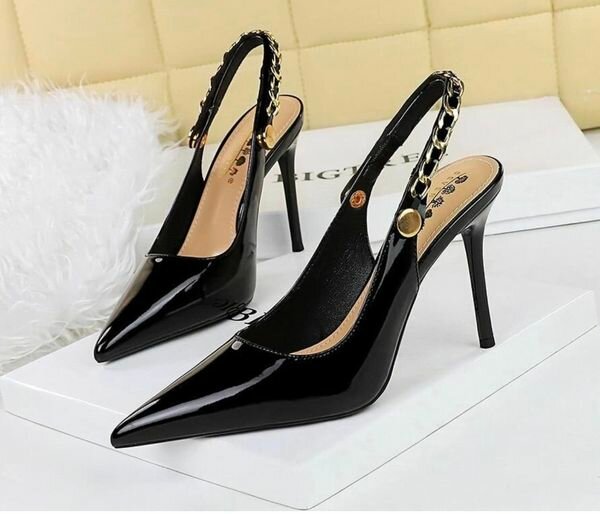 Women's stiletto heel shoes,color black,size 38