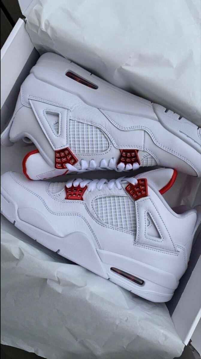 Jordan 4 Metalic Red