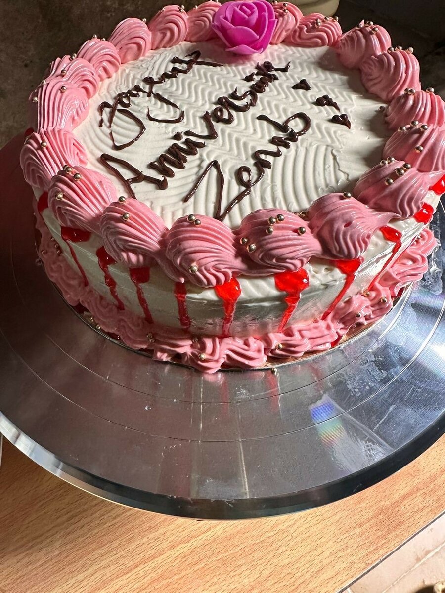 Gâteau d'Anniversaire Rose