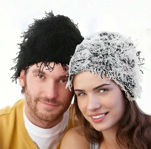 Bonnets tricotés unisexes élégants