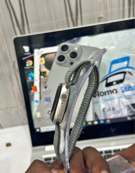APPLE WATCH