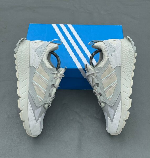 Baskets adidas authentique