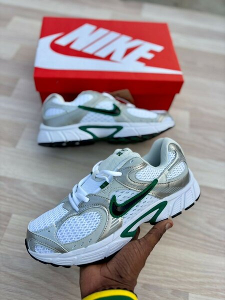 Baskets de course légères Nike