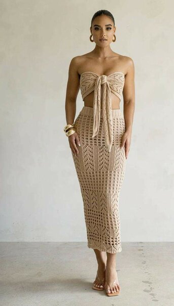 Robe en crochet tendance