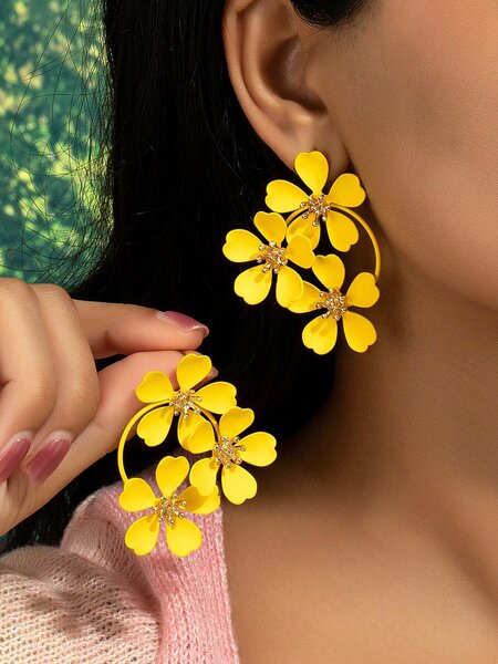 Flower earring
