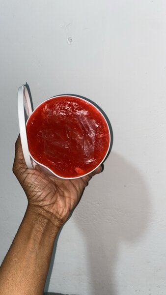 Carrot and pawpaw whitening soap.