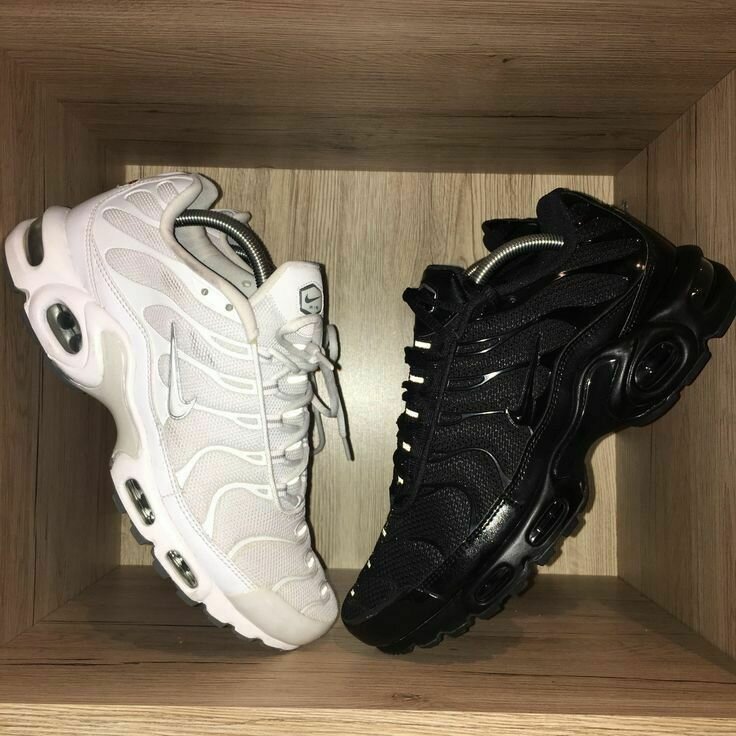 NIKE TN