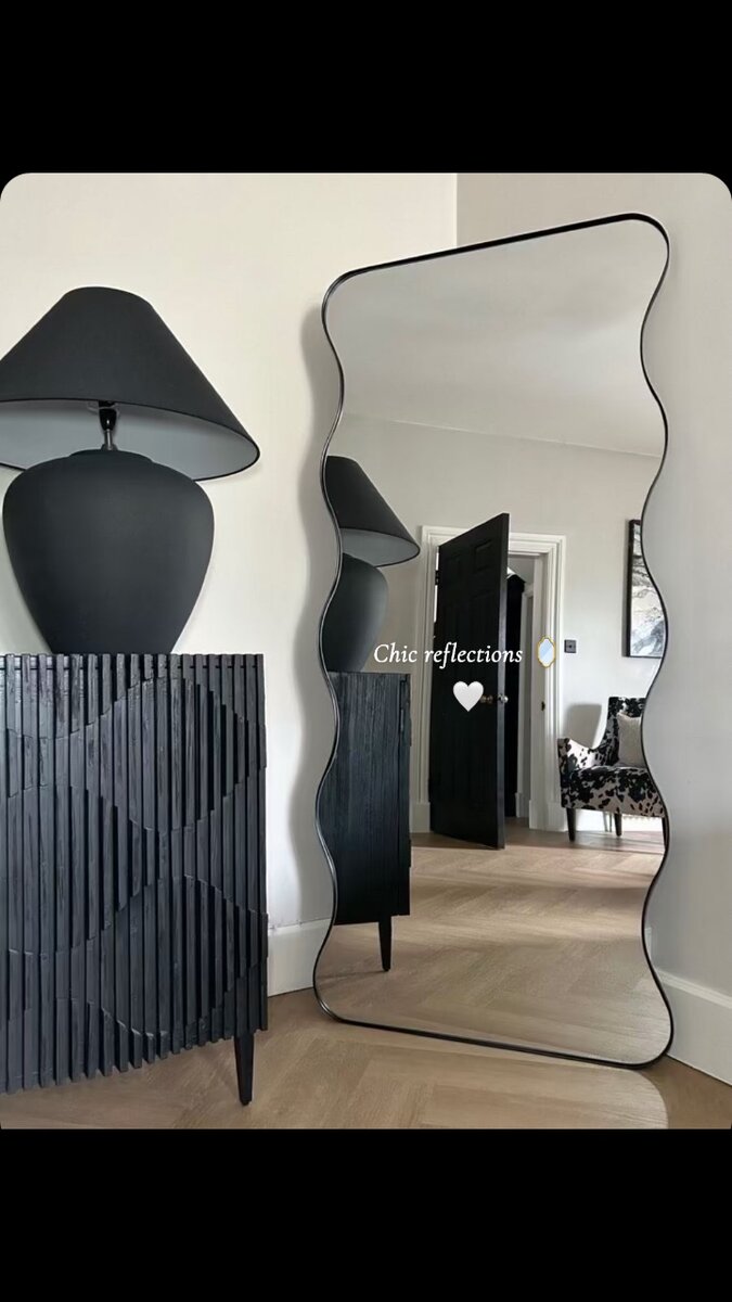 Full body length Wavy Mirror