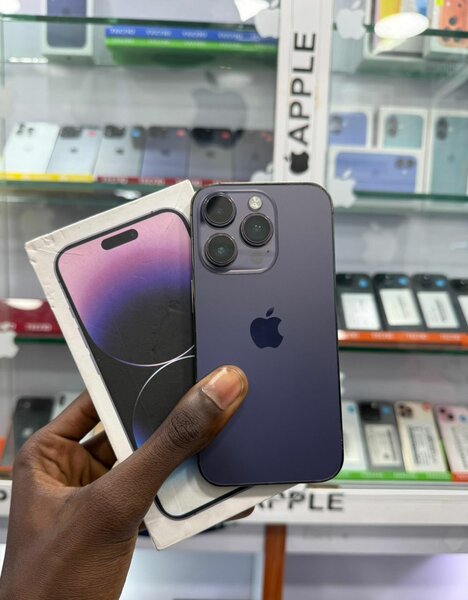 14 Pro 128go avec carton messa